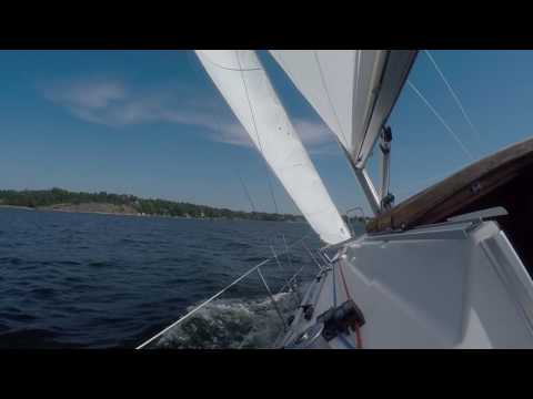 Kryss på Torsbyfjärden med besättningens kommentarer