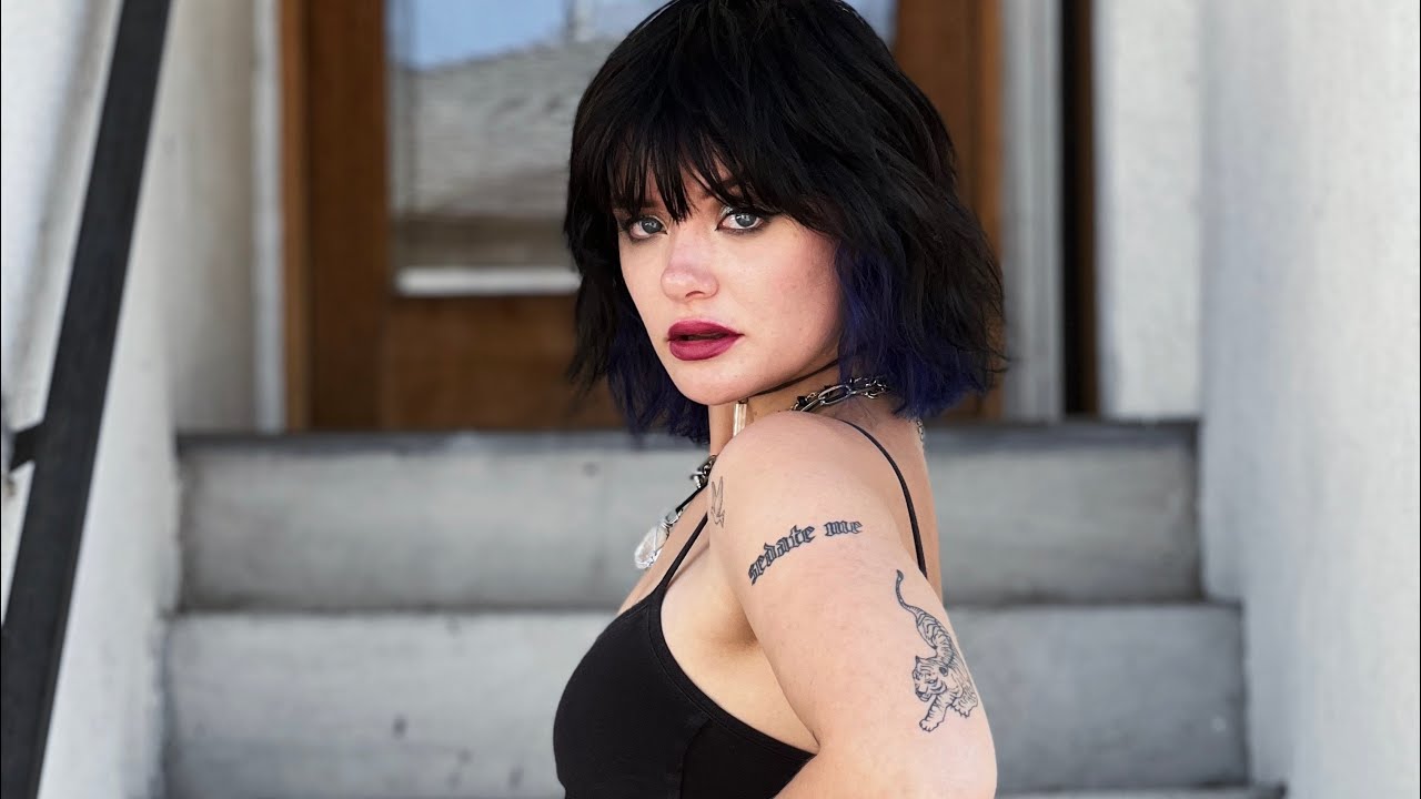 Melle Baby Music - Complicated