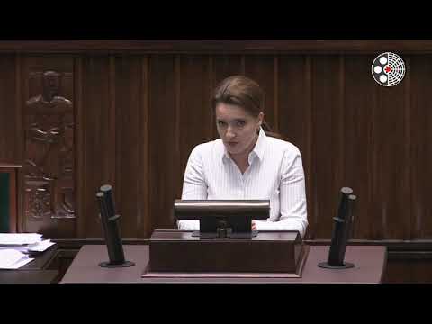 Marzena Okła-Drewnowicz krytykuje rozdawnictwo dla kół gospodyń