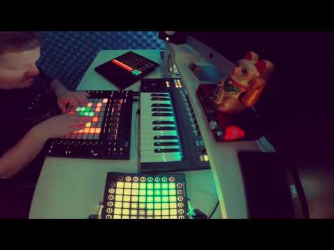 Ableton Live Performance - Ableton Push 2 - Matthew S