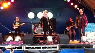 Hazel O'Connor and the Subterraneans, Big Brother