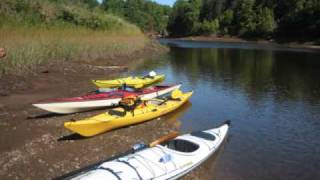 preview picture of video 'Kayak Tours River John, Nova Scotia'