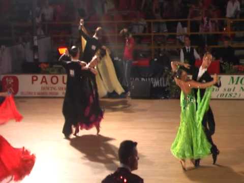 Nikolaj Lund & Marta Kocik IDSF Standard Waltz