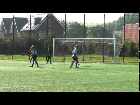 10 okt 2015 V.V. De Meern A2 - IJFC A2 com 10-2 Doelpunt Ian, assist Jasper (1-0)