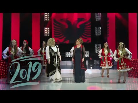 Dava Gjergji & Nazmije Demolli - Folklor ❄Gezuar 2019❄
