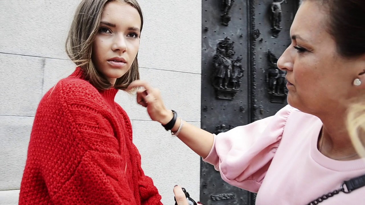 Backstage fashion, Marie Claire cz, September 2017 Issue.