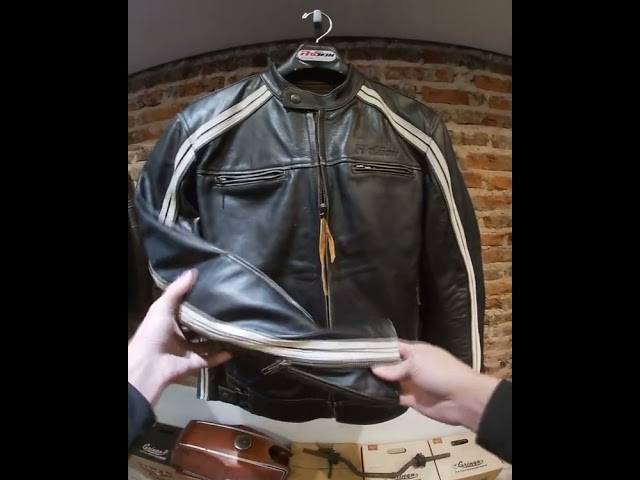Vídeo relacionado con HOOD CREW Chaqueta de cuero para hombre, chaqueta de motociclista, casual, ligera, de piel sintética, Negro, Large