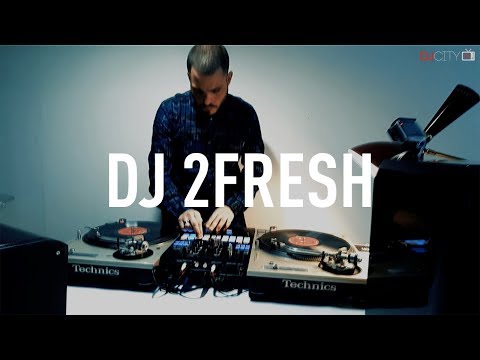 DJ 2FRESH Performs Trap-Influenced Routine