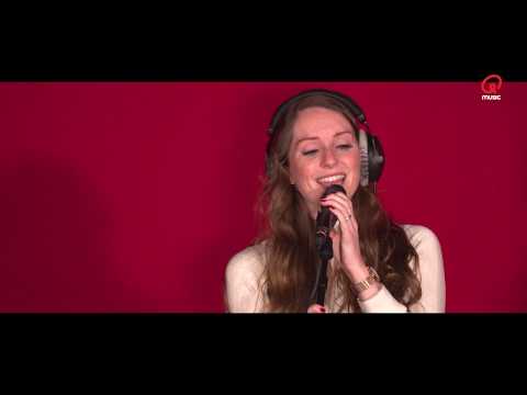 Simone Nijssen - Like I'm gonna lose you (Acoustic Cover) Q-MUSIC @ Stephan's Pianobar