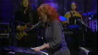 Tori Amos - Spark Live (on David Letterman&#39;s show)
