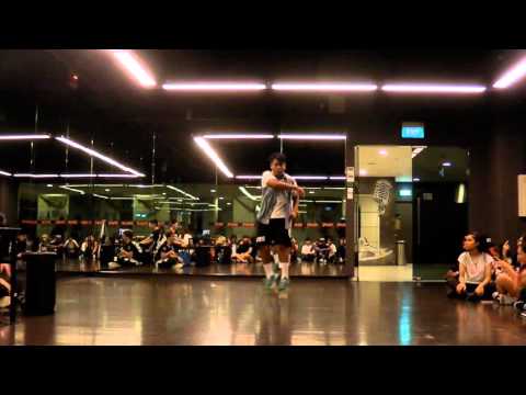 190216 KPOP Dance Off Vol 72: The Ark - The Light