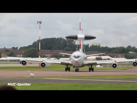 RIAT Monday departures more than 80 min Airplane departures RAF Fairford RIAT 2012 Air Show