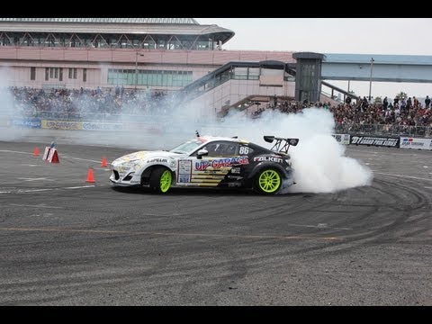 Drift video: D1GP Tokyo Drift, Tetsuya Hibino / Toyota 86 by Droo-P / AVO. #lovecars