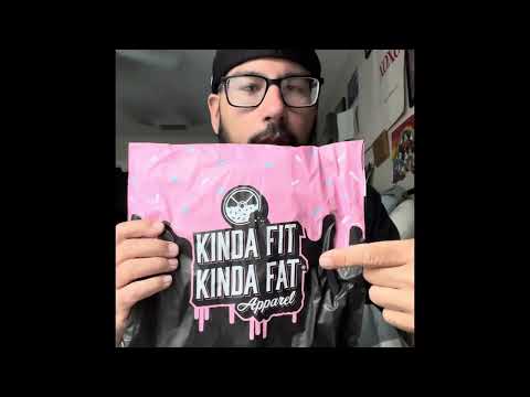 Kind of fit kind of fat T-shirt opening