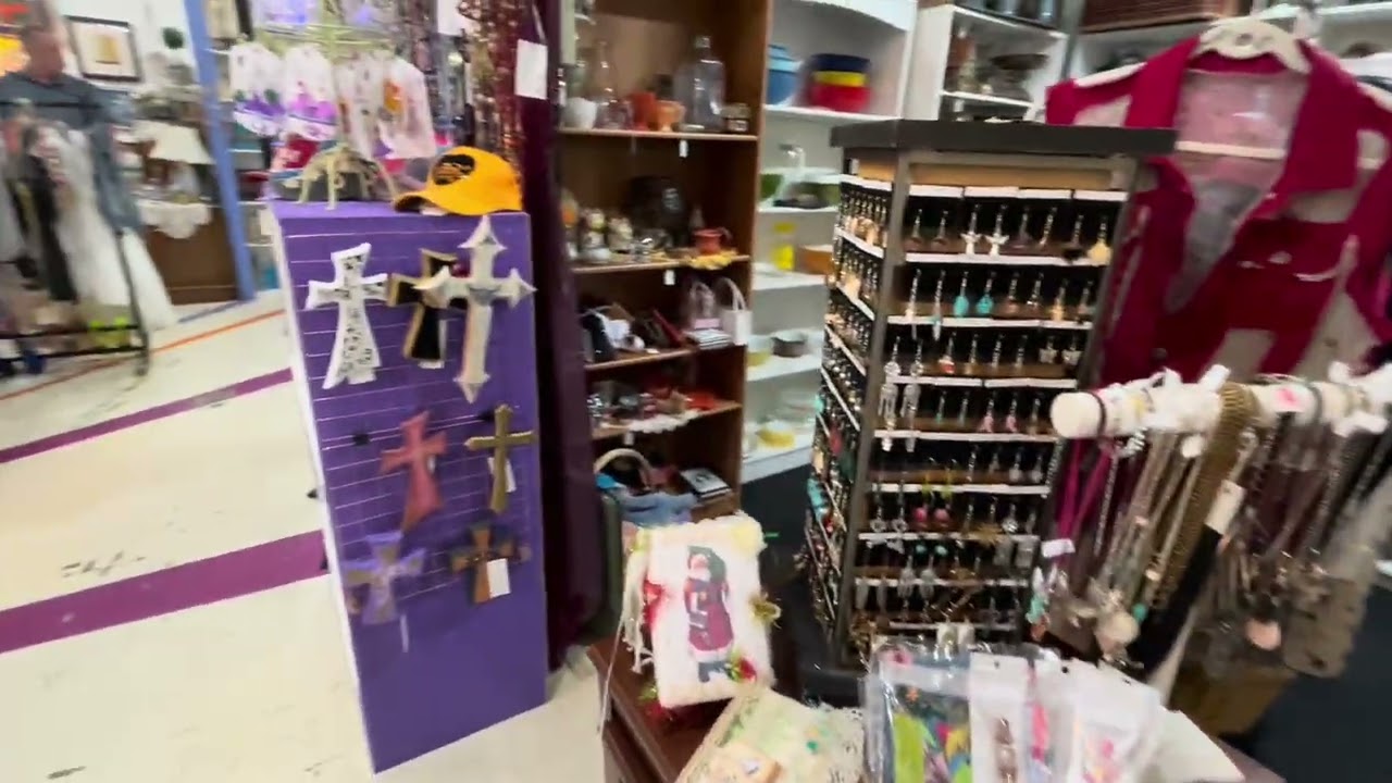 Boulder City Browsing!