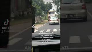 Download lagu Story Wa Bus tiktok.. Goyang Yang Bikin videonya Atau Karena Efek Music Ya?? mp3 Download lagu Story Wa Bus tiktok.. Goyang Yang Bikin videonya Atau Karena Efek Music Ya?? mp3