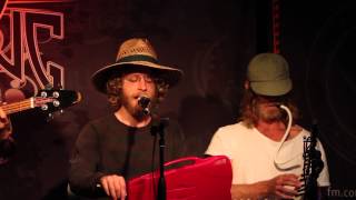 Dawes - &quot;Things Happen&quot; (Live In Sun King Studio 92 Powered By Klipsch Audio)