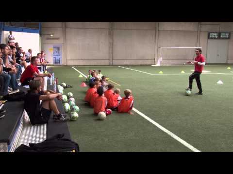 Fußball-DVD: Detail-Coaching im Passtraining - U10 (2)