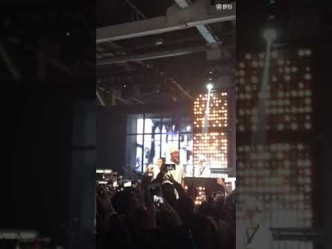 171107 Victoria and William Chan - CHANEL S/S 2018 Show in Chengdu After Party