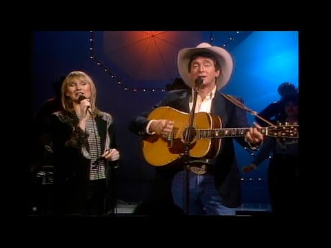 Sun Country - Gail Davies & Tim Williams - 1985