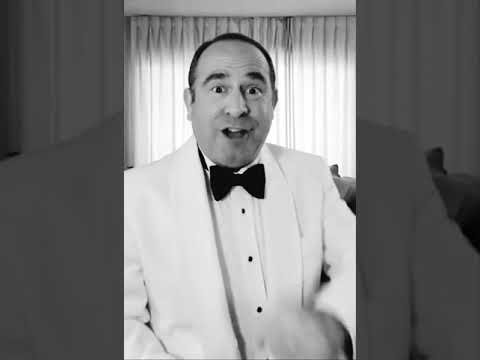 "Casino De Paree" (1935) sung by Richard Halpern