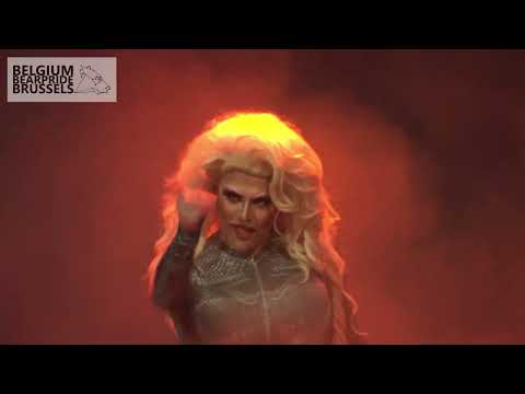 Show van Miss Bear 2024