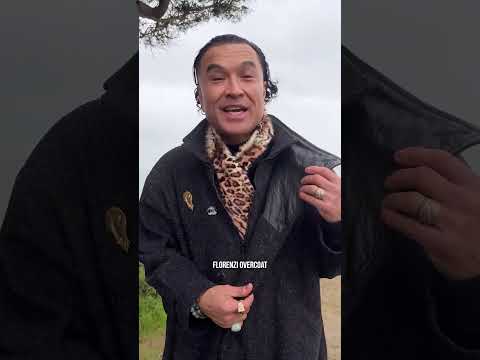 #Fitcheck My favorite textile is anything reptile. 🐍 🎶 Shades of Jade #LyricsBorn #vintagefashion