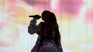 Ariana Grande - Touch It (Live Dangerous Woman Diaries)