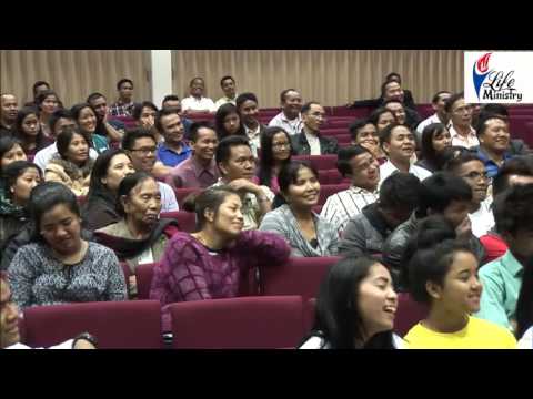 Velhle Kong - Rev. Dr. Tuan Peng Thang