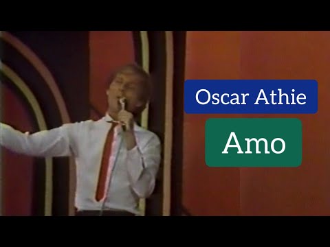 Oscar Athié / Amo