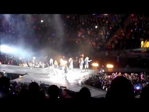 [SMTOWN NYC 2011] Girls Generation - Oh!