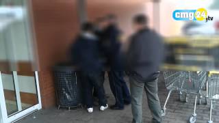 preview picture of video 'Agresywni złodzieje wódki w Biedronce - Mogilno 27.02.2015r.  █▬█ █ ▀█▀'