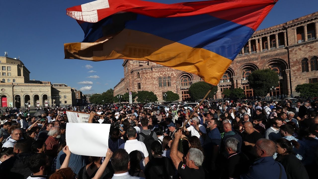 #Ուղիղ․ Հանրահավաք Հանրապետության հրապարակում