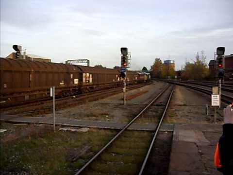 DBS 37425 "Pride of the Valleys" and 37401 depart Chester 6F18 Holyhead - Warrignton Arpley 31.10.09