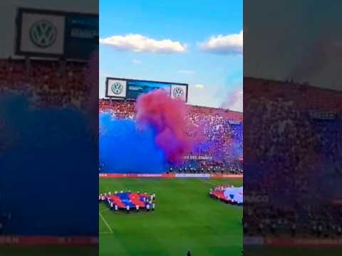 "Recibimiento Cerro Porteño en la final de la Super Copa Paraguay" Barra: La Plaza y Comando &bull; Club: Cerro Porteño