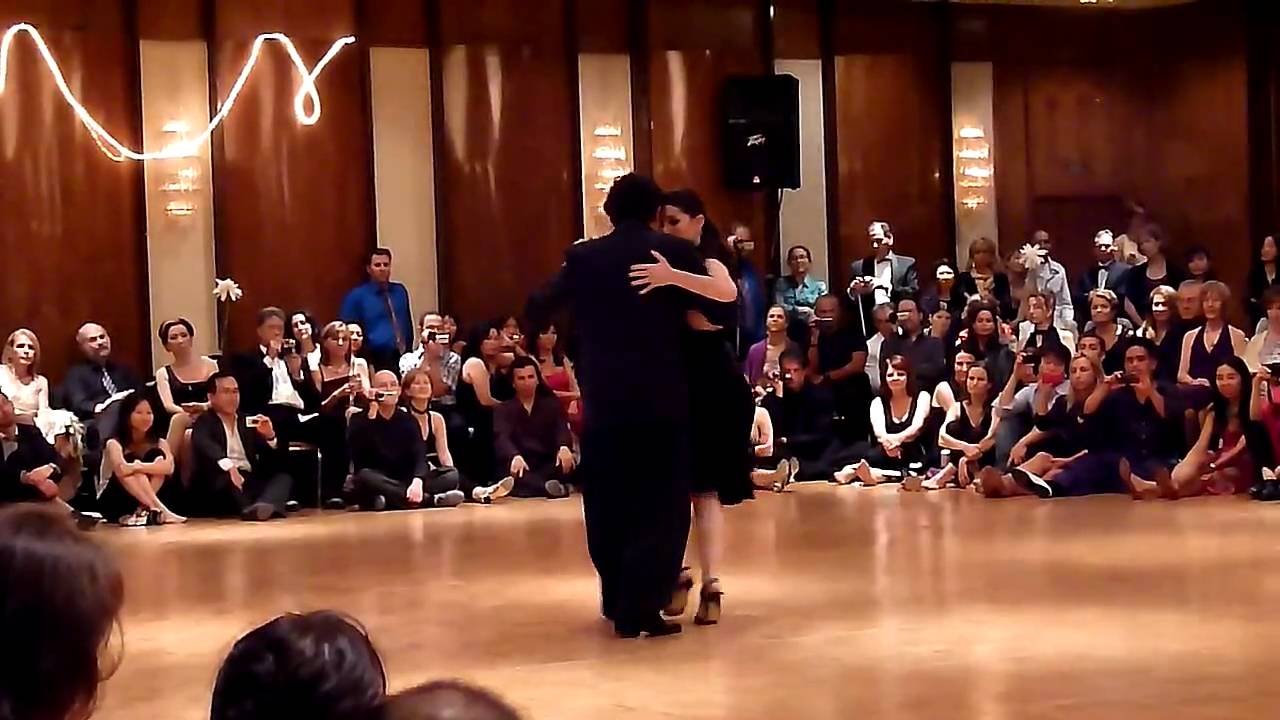Tango Celebration 2010-2-Ines Muzzopappa & Federico Naveira