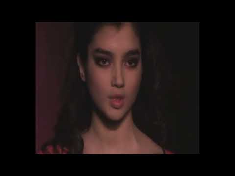 Hilary MacMilllan RUNWAY FASHION SHOW FASHION WEEK NEW YORK FEBRUARY 8, 2007