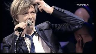 David Bowie - Slip Away [Live In Berlin 2002] (Subtitulada Español / Ingles)
