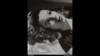 Judy Garland- Blues in the Night(My Mama Done Tol' Me)