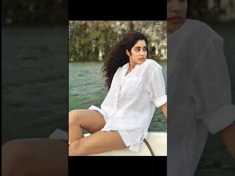 Shri Devi Daughter Janvi kapoor Beach ⛱️ Look #bollywood #virl #actress