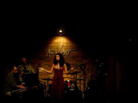 Iris Salvagnini - Samba do Marinheiro - AoVivo Music