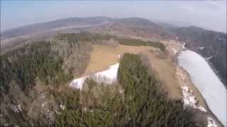 preview picture of video 'vol au dessus des 4 lacs, non loin du village de Le Frasnois dans le Jura'