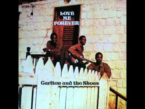 Carlton and the Shoes - Never Give Your Heart Away
