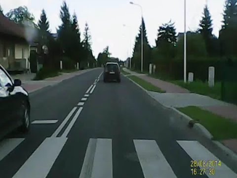 Wyprzedzanie na dwóch przejściach dla pieszych ul  Głuska Lublin