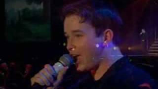 Boyzone 2000 Live at the Point - Stephen sings Bright Eyes