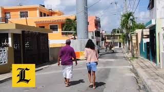 Residentes de Los Tres Brazos se quejan de torre del teleférico en medio de la calle