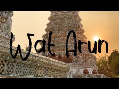 Um dos três principais templos da Tailândia [Wat Arun (Templo do Amanhecer)]