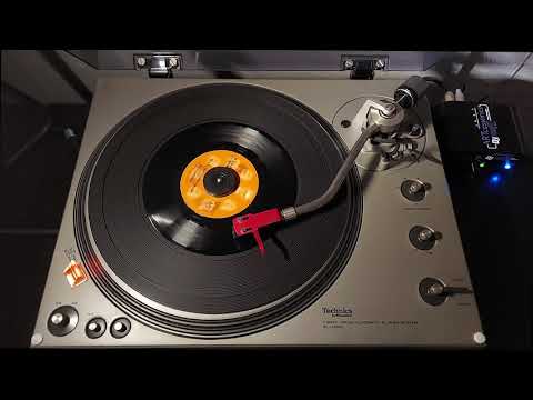 "Play That Funky Music" - Wild Cherry [Epic, 1976] [MONO] 45 RPM Vinyl rip