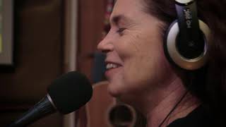 Quizás Un Día Lyrics English Translation