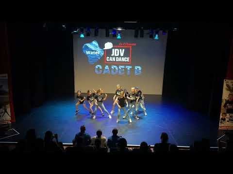 JDV Can Dance 22 - water - Cadetten